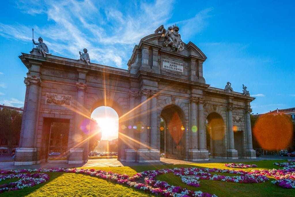 puerta-de-alcala-locpequeño